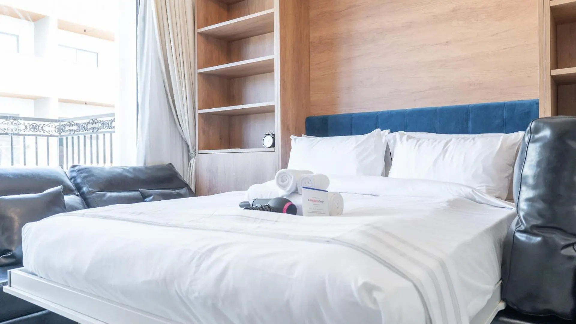 Apartment An Oasis Studio That Is Home Away From Home Dubai