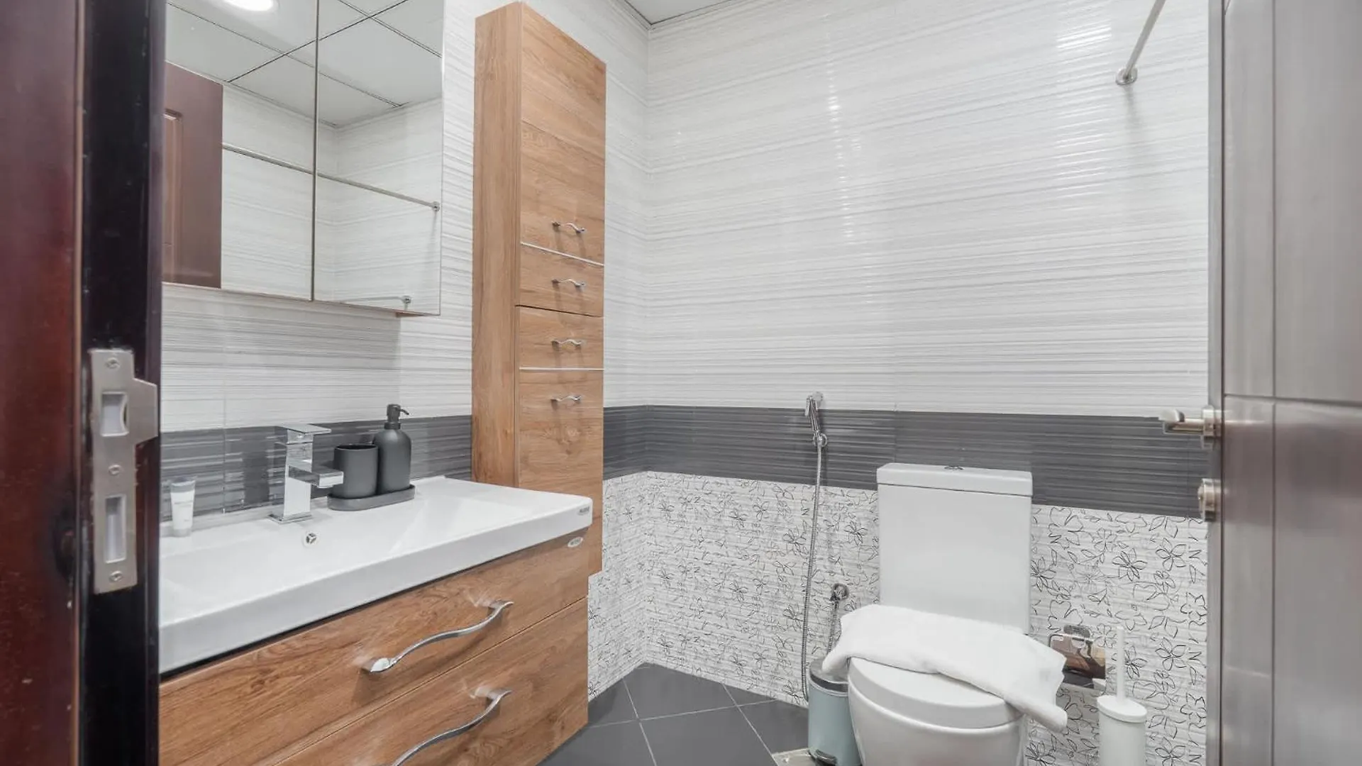 Apartment An Oasis Studio That Is Home Away From Home Dubai United Arab Emirates